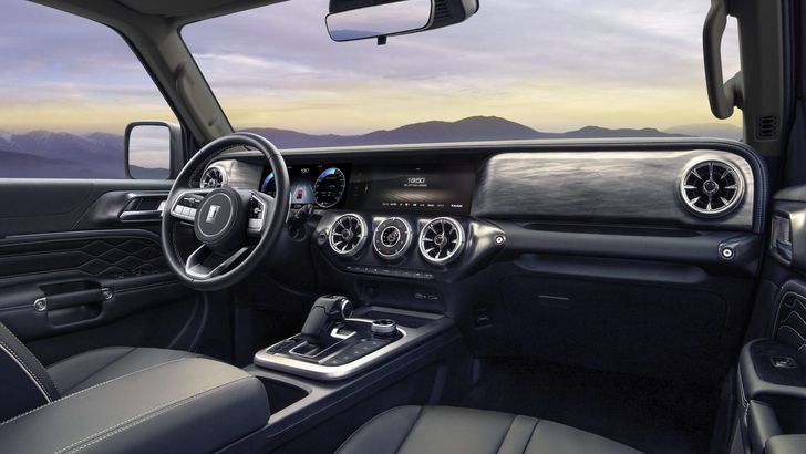 Интерьер Tank 300 Интерьер Tank 300