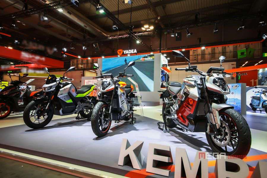 Yadea Shines at EICMA 2025 with New Yadea Velax and Full-Scenario Charging Ecosystem Yadea Shines at EICMA 2025 with New Yadea Velax and Full-Scenario Charging Ecosystem Yadea Shines at EICMA 2025 China E Motorcycle news MEGA CHINAMOTOR 02 1