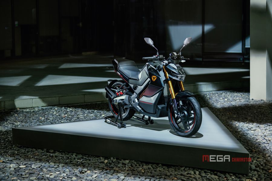 Yadea Shines at EICMA 2025 with New Yadea Velax and Full-Scenario Charging Ecosystem Yadea Shines at EICMA 2025 with New Yadea Velax and Full-Scenario Charging Ecosystem Yadea Shines at EICMA 2025 China E Motorcycle news MEGA CHINAMOTOR 05