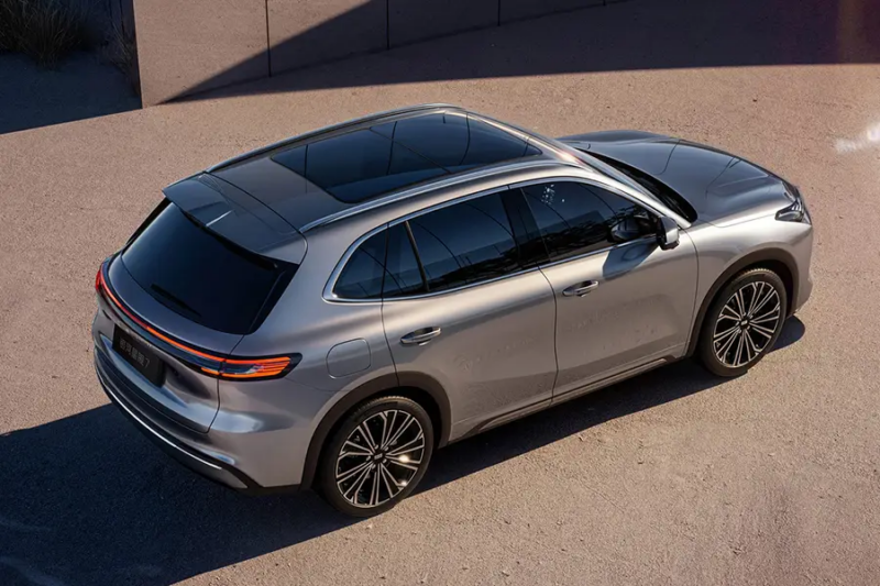 В Китае Geely Galaxy представила Starship 7 EM-i 2026 года, главного конкурента BYD Song Pro DM-i.