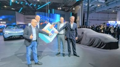 В Китае Volkswagen инвестирует 200 миллионов долларов США для разработки собственных интегральных схем. В Китае Volkswagen инвестирует 200 миллионов долларов США для разработки собственных интегральных схем.