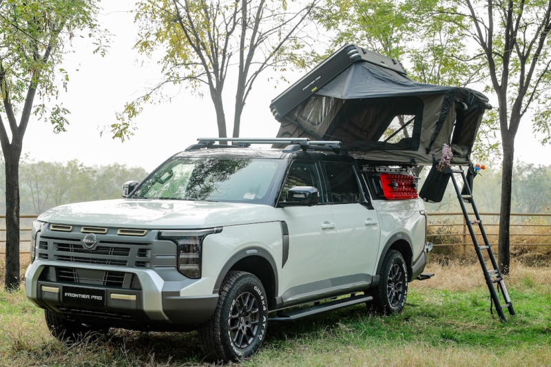 В Китае Nissan выпустил первый глобальный пикап Frontier Pro, произведенный в КНР, с ценой от 23 800 долларов США.