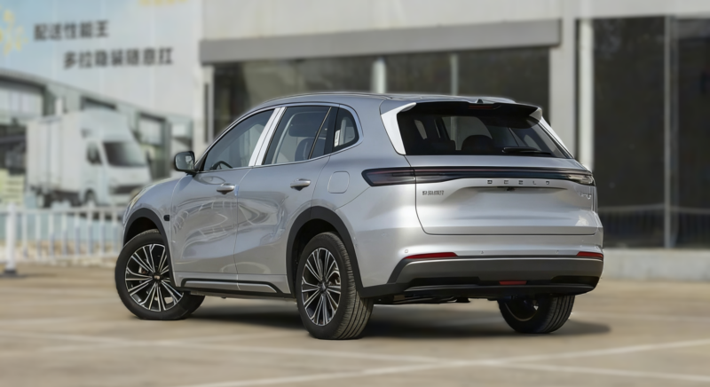 В Китае стартуют продажи Geely Galaxy Starship 7 с запасом хода 200 км.