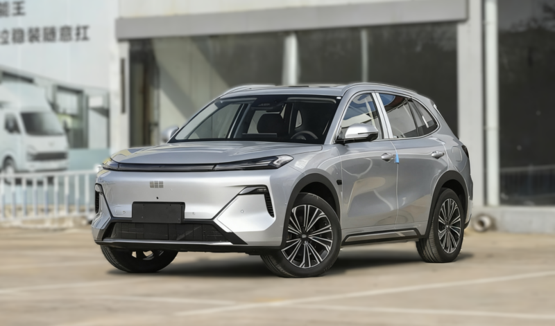 В Китае стартуют продажи Geely Galaxy Starship 7 с запасом хода 200 км.