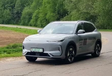 В Беларуси протестировали первый электромобиль Geely EX5.