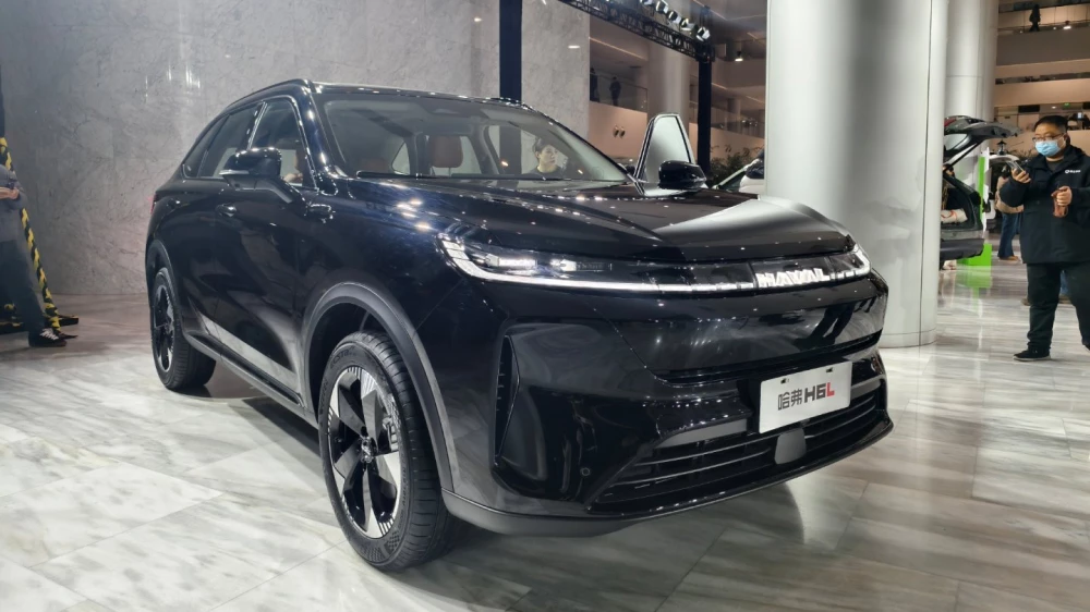 старт продаж haval h6l кроссовер сбоку спереди черный комплеткации цены