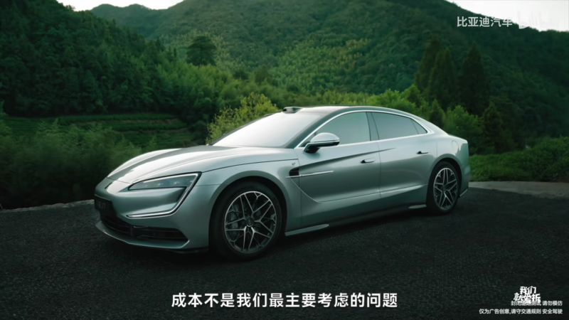 В Китае, BYD разобрала двигатель 2.0T Boxer, первый оппозитный четырехцилиндровый мотор для плагин-гибридов.