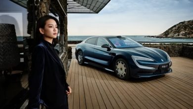 В Китае с новой расцветкой и обновленной мощностью готовится к дебюту BYD Yangwang U7.