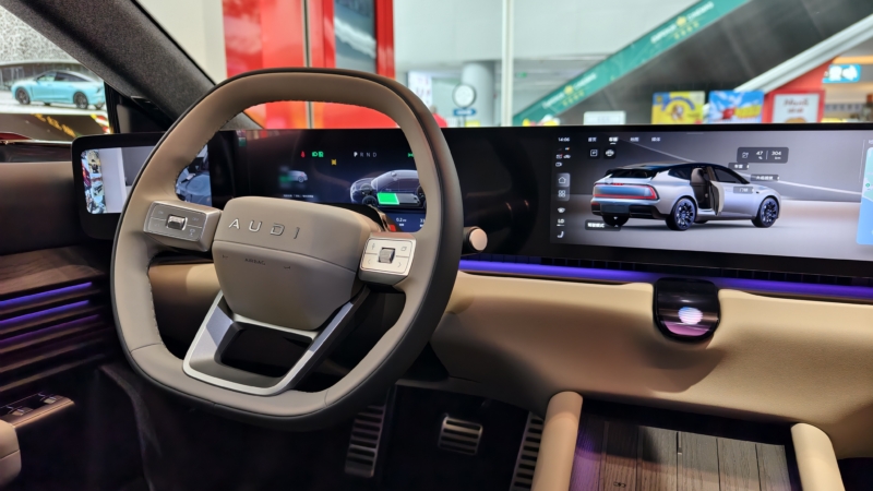 Сравнительный тест Audi E5 Sportback Quattro против Zeekr 007 GT.