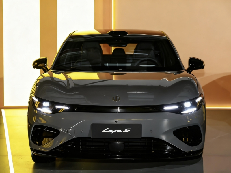 В Китае начались предпродажи хэтчбека Leapmotor B05 с запасом хода 605 км и LiDAR по цене от 14 850 USD.