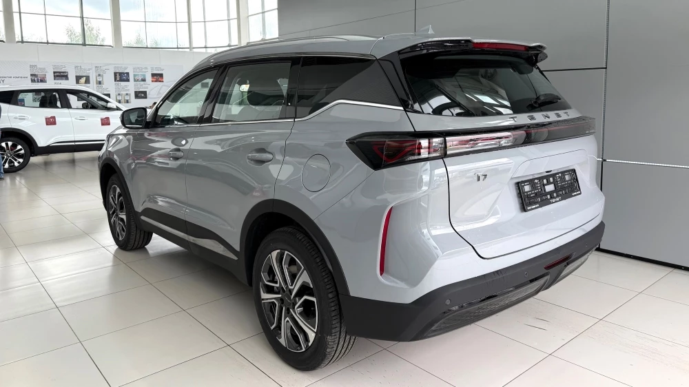 Tenet T7 у дилера в автосалоне купить новый с полным приводом лидер авто кострома сбоку сзади