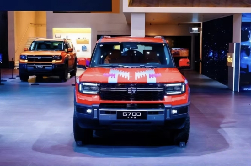 В Китае внедорожник Jetour Zongheng G700 Rally Edition с гоночным шасси и прочной защитой запущен в продажу.