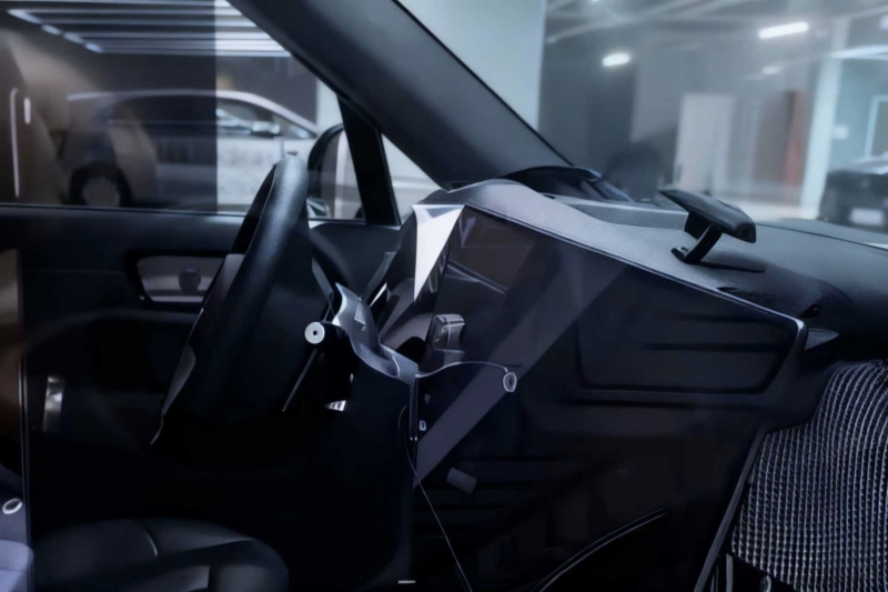 В Китае Zeekr 8x замечен: намеки на гибридную мощность 400 кВт и запас хода 400 км на электротяге.