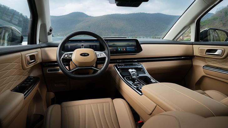 Интерьер JAC RF8 Интерьер JAC RF8