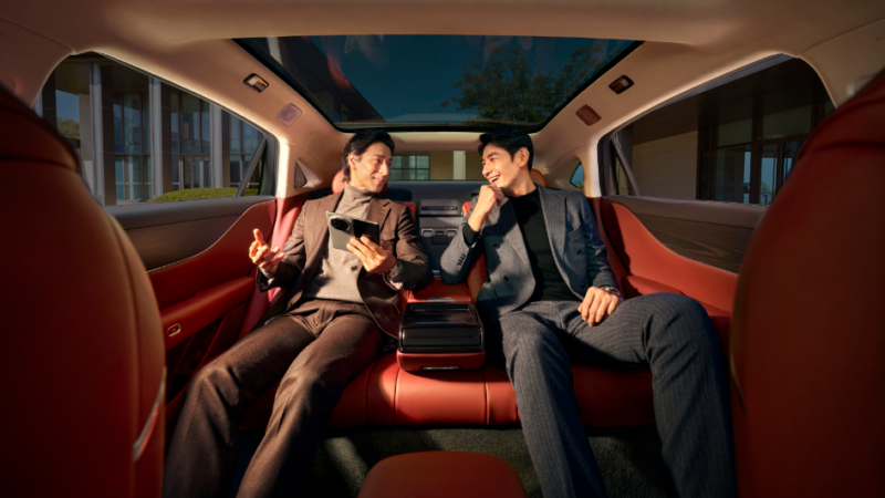 В Китае стартовали продажи Voyah Passion L PHEV: 650 л.с., 5С зарядка, 1400 км.