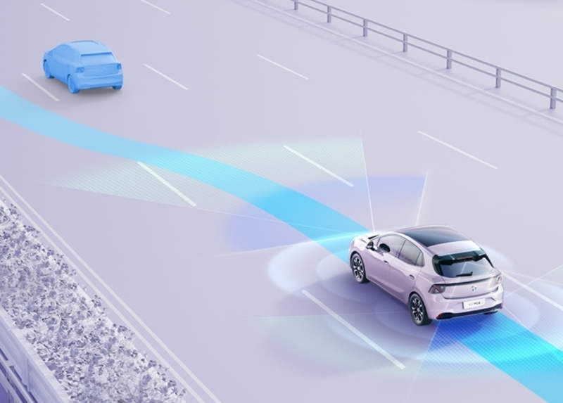 В Китае начались поставки хэтчбека MG4 Anxin Edition, первого серийного автомобиля с жидко-твердотельной батареей.