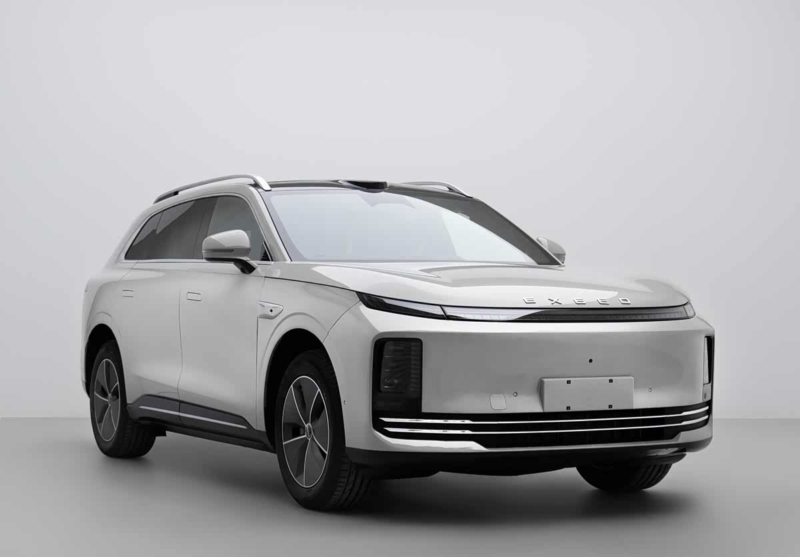 В Китае раскрыты характеристики Exeed Exlantix ET7: запас хода до 726 км и батарея CATL 97,682 кВтч для электроверсии.