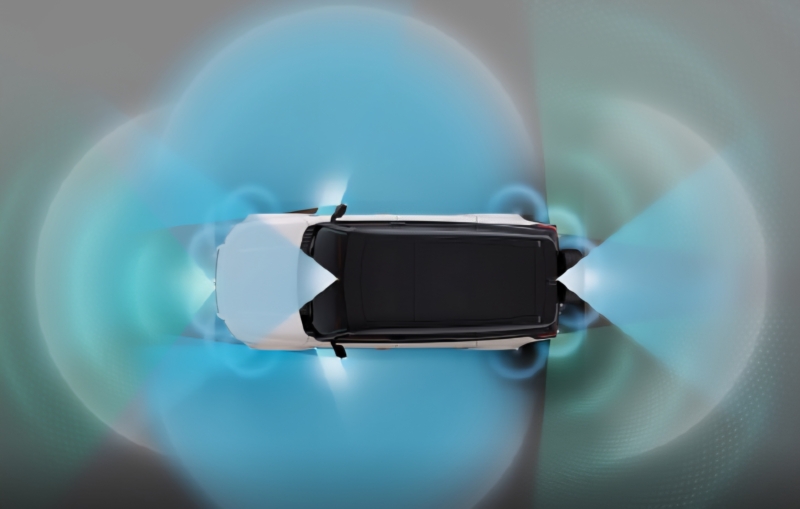 В Китае представлен электромобиль Polestones Adamas EREV с запасом хода 1405 км, мощностью до 469 л.с. и углом подъема 45° по цене ,800.