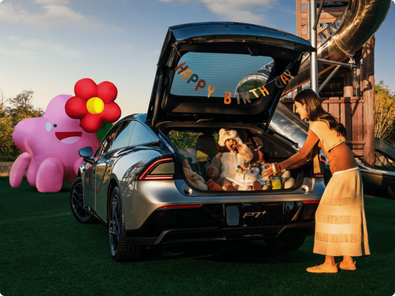 В Китае стартует мировой запуск седана Xpeng P7+ 2026 года, который станет лидером по запасу хода на электротяге.