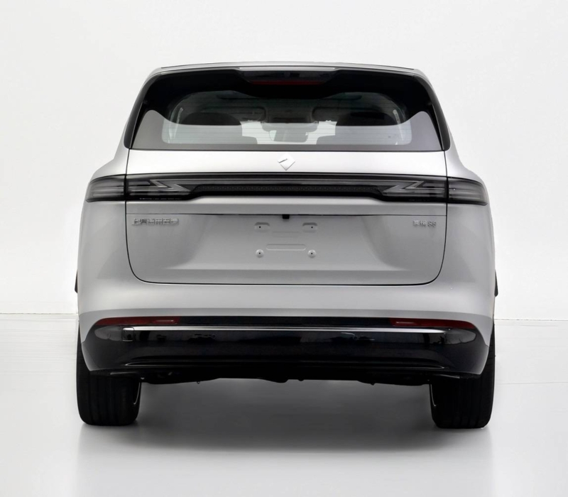 В Китае представлен новый флагманский плагин-гибридный кроссовер Baojun Huajing S от Huawei и SGMW.