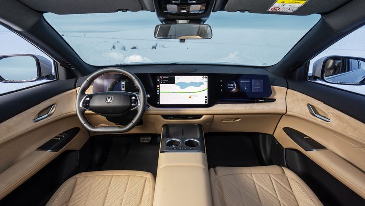 Интерьер Changan CS75 Plus