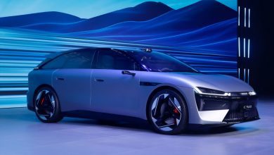 В Китае Chery показала Exeed ES7 GT, ES8, ET8 и ET9, тестируя твердотельные батареи в 2026 году.