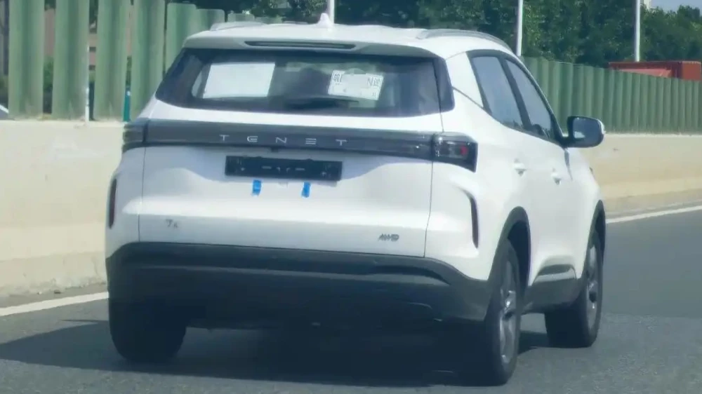 tenet T4 3XT сзади в Китае