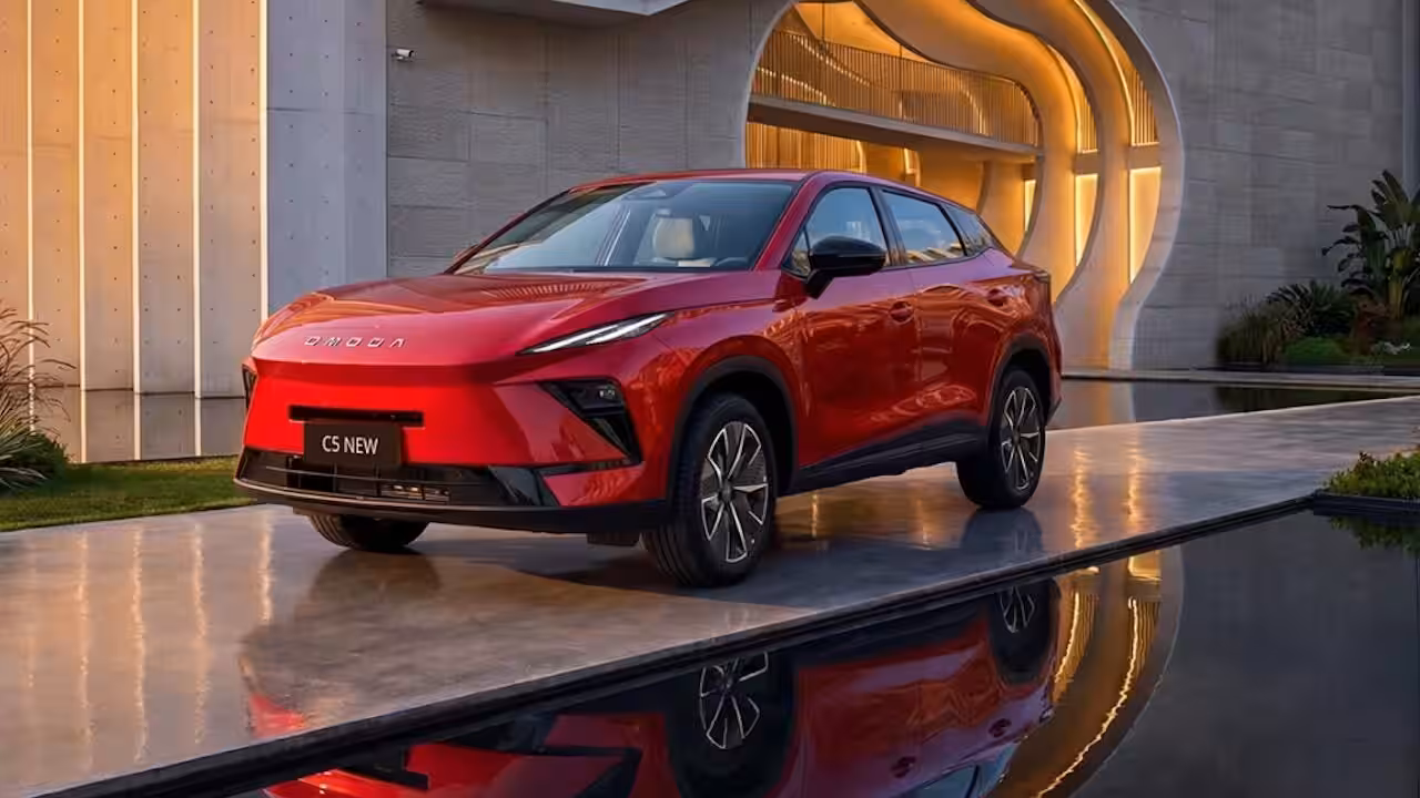 В России самый популярный кроссовер Omoda кардинально изменится до неузнаваемости.