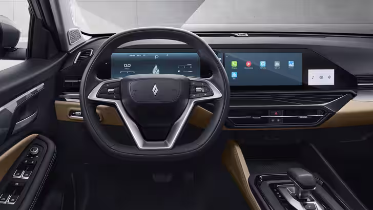 Интерьер Livan X6 Pro