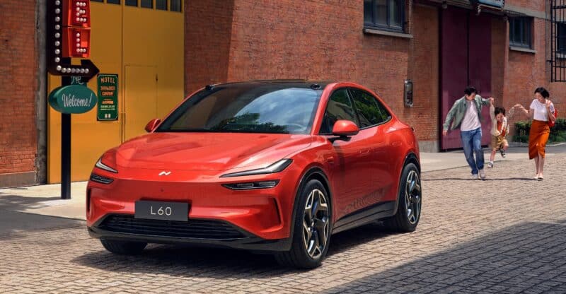 В Китае стартовали поставки кроссовера Nio Onvo L60 Black Knight по цене 21 900 долларов.