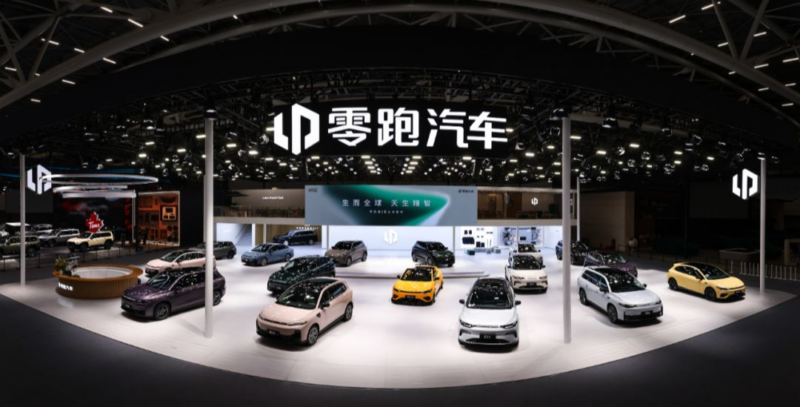 В Китае автогигант FAW инвестирует в Leapmotor, чьим партнером является Stellantis.