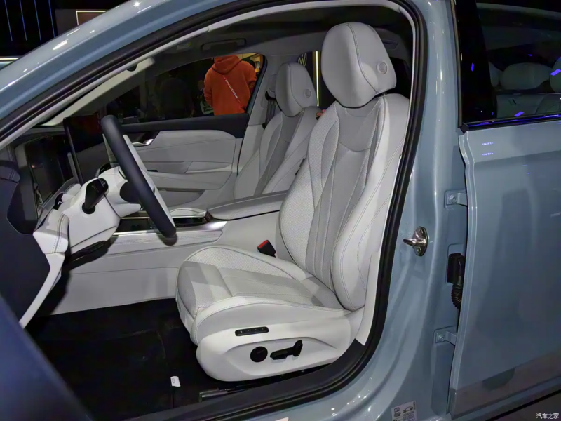 В Китае SAIC-Volkswagen представит Passat ePro PHEV с запасом хода 1300 км в 2026 году.