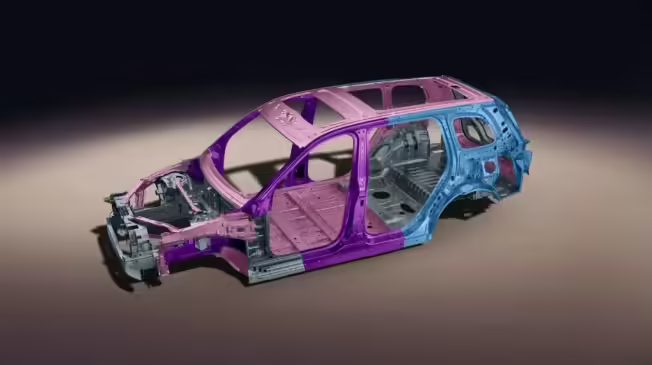 В Китае Chery представила горячеформованную сталь 2400 МПа, побив мировой рекорд Xiaomi в 2200 МПа.