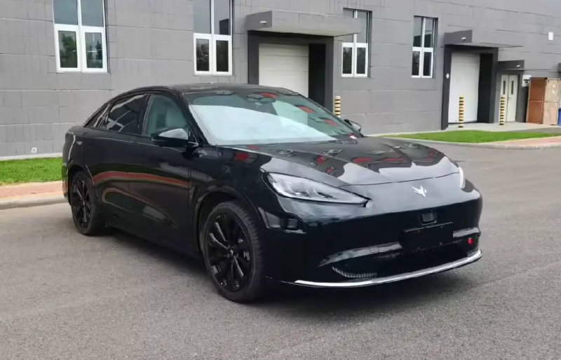 В Китае выданы первые условные разрешения L3 для автопилота Changan Deepal SL03 и BAIC Arcfox S.