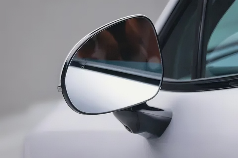 В Китае Chery Fulwin T9L PHEV предлагает полный привод мощностью 260 кВт и крутящий момент 330 Нм.