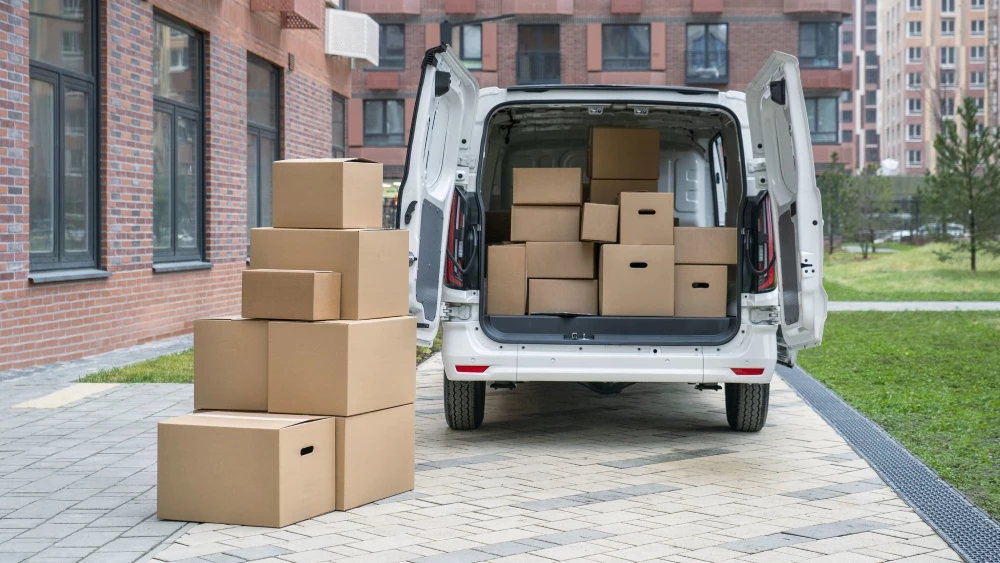 Фургон Foton View сзади коробки погрузка