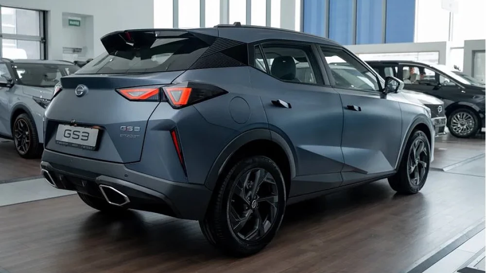 кроссовер gac gs3 российской сборки сбоку спереди серый матовый графит комплектация gs сбоку сзади цена Avilon