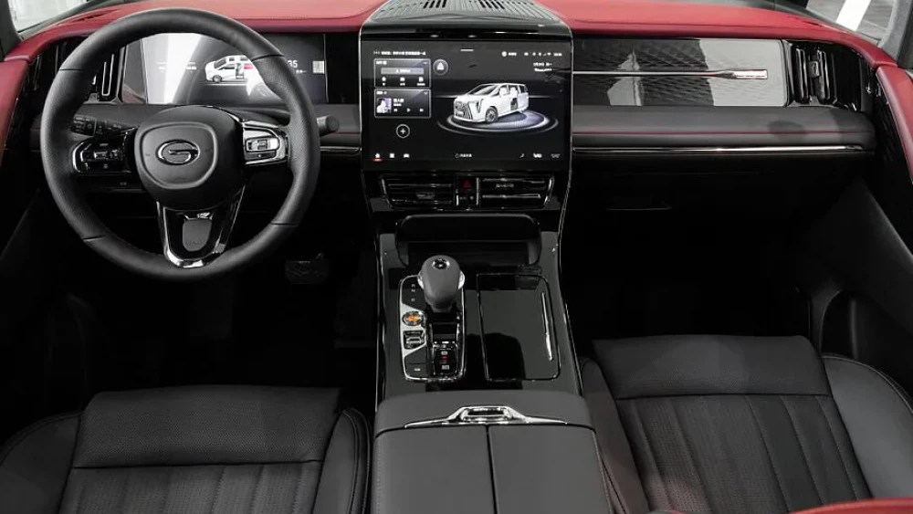 минивэн gac m8 российской сборки салон черный красный комплектация gx premium avilon