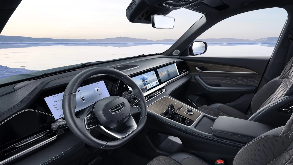 geely monjaro flagship se салон интерьер страт продаж