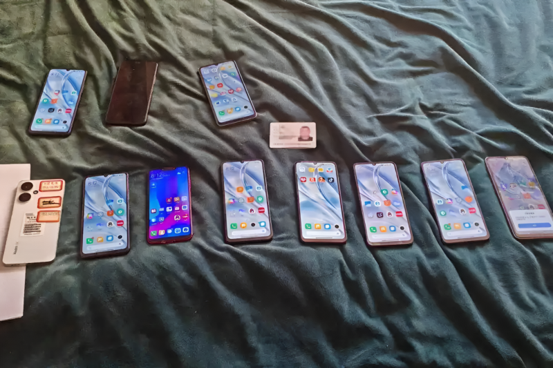 В Китае задержаны 12 человек, изъято 139 тысяч долларов после скоординированных онлайн-атак на Xiaomi, Huawei и Li Auto.