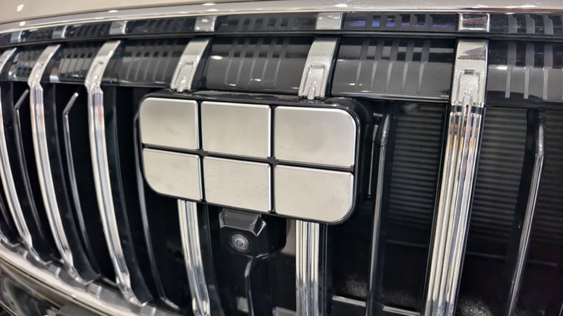 В Китае Geely Galaxy Starshine 6 PHEV бросает вызов BYD, соревнуясь в пространстве и динамике вождения