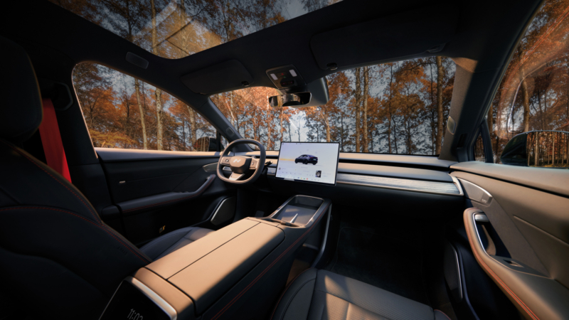 В Китае стартовали поставки кроссовера Nio Onvo L60 Black Knight по цене 21 900 долларов.