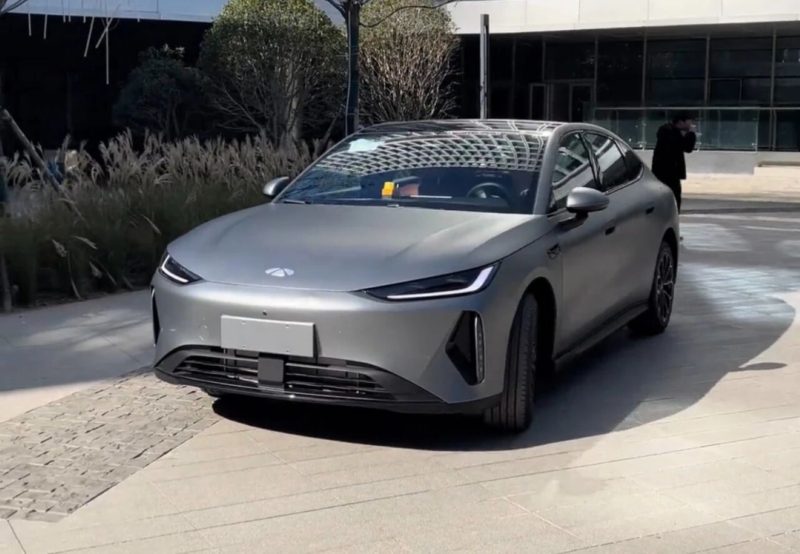 В Китае замечен Chery Fulwin A9 с кузовным стилем фастбэк-купе перед запуском в 2026 году.