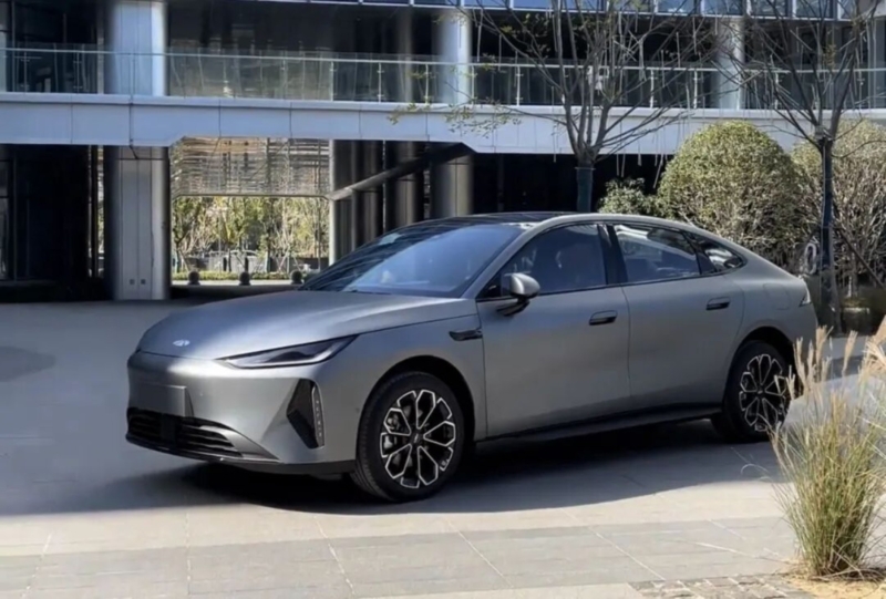 В Китае замечен Chery Fulwin A9 с кузовным стилем фастбэк-купе перед запуском в 2026 году.