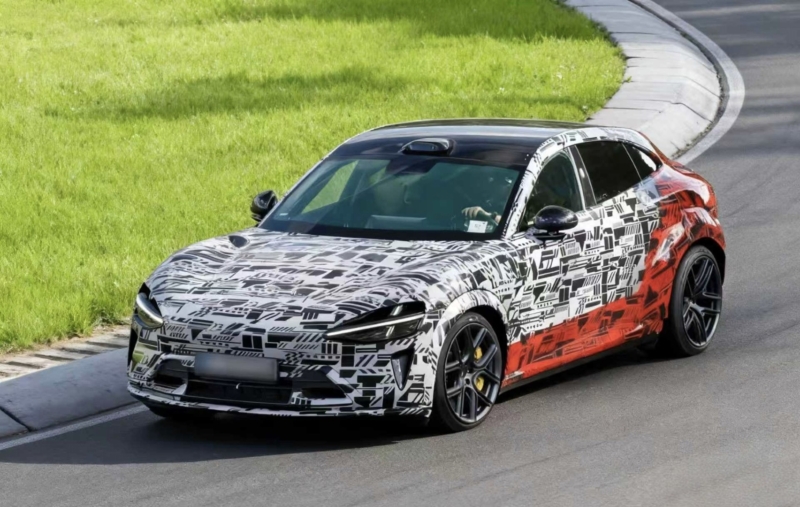 В Китае Xiaomi патентует систему дисплеев топливного бака, сигнализируя о выходе на рынок не только чисто электромобилей.