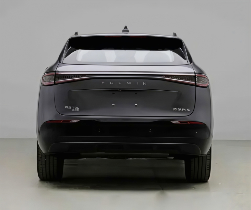 В Китае Chery Fulwin T9L PHEV предлагает полный привод мощностью 260 кВт и крутящий момент 330 Нм.