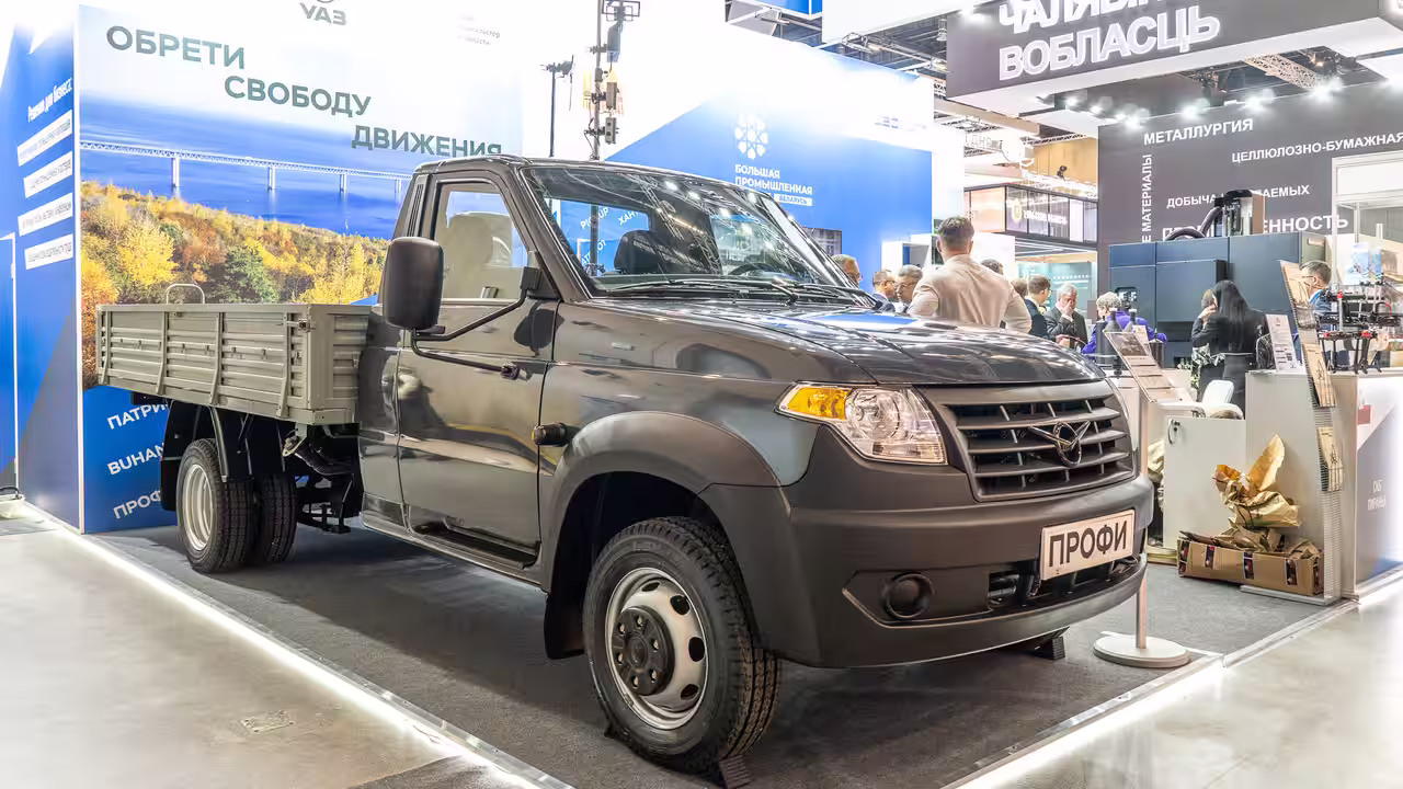 В России замечены дизельные УАЗ «Профи»: объявлены цены и комплектация.