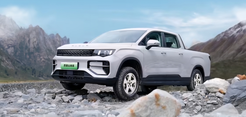 В Китае запущены пикапы Geely Riddara PHEV для горных и холодных регионов с запасом хода 1068 км.