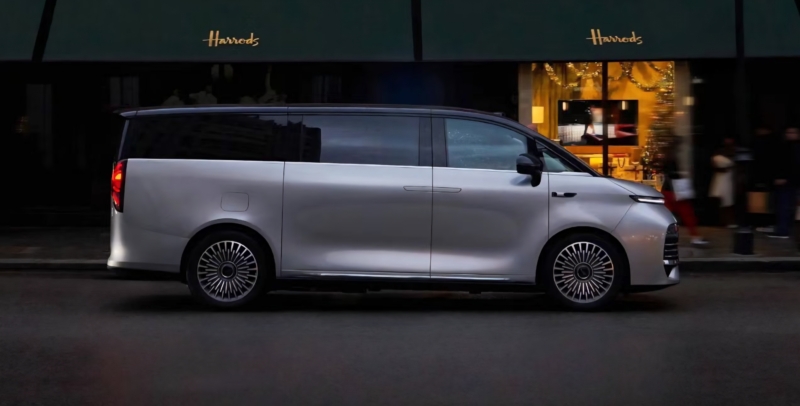 В Китае стартуют предпродажи нового флагманского EREV MPV Geely Galaxy V900 по всему миру