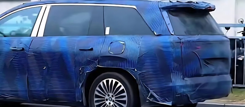 В Китае BYD представила предвестника флагманских моделей Tang 9 SUV и Han 9 седан, официальный показ которых ожидается в первой половине 2026 года.